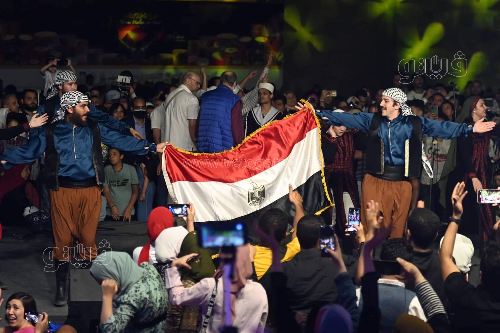 ليلة فنية ساحرة بمهرجان الطبول على مسرح سور القاهرة (2)