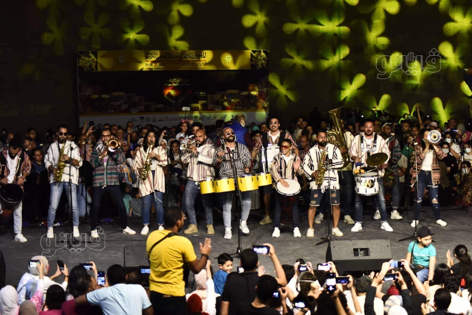 ليلة فنية ساحرة بمهرجان الطبول على مسرح سور القاهرة (15)