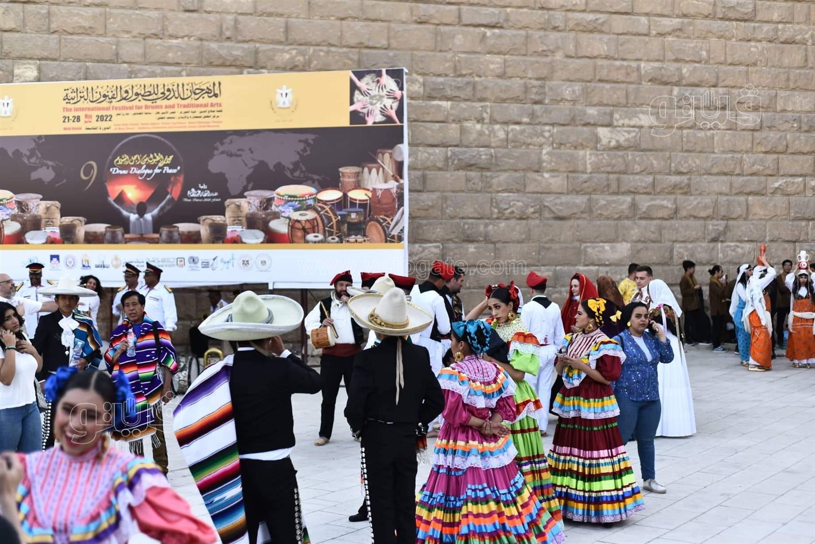 ليلة فنية ساحرة بمهرجان الطبول على مسرح سور القاهرة (19)