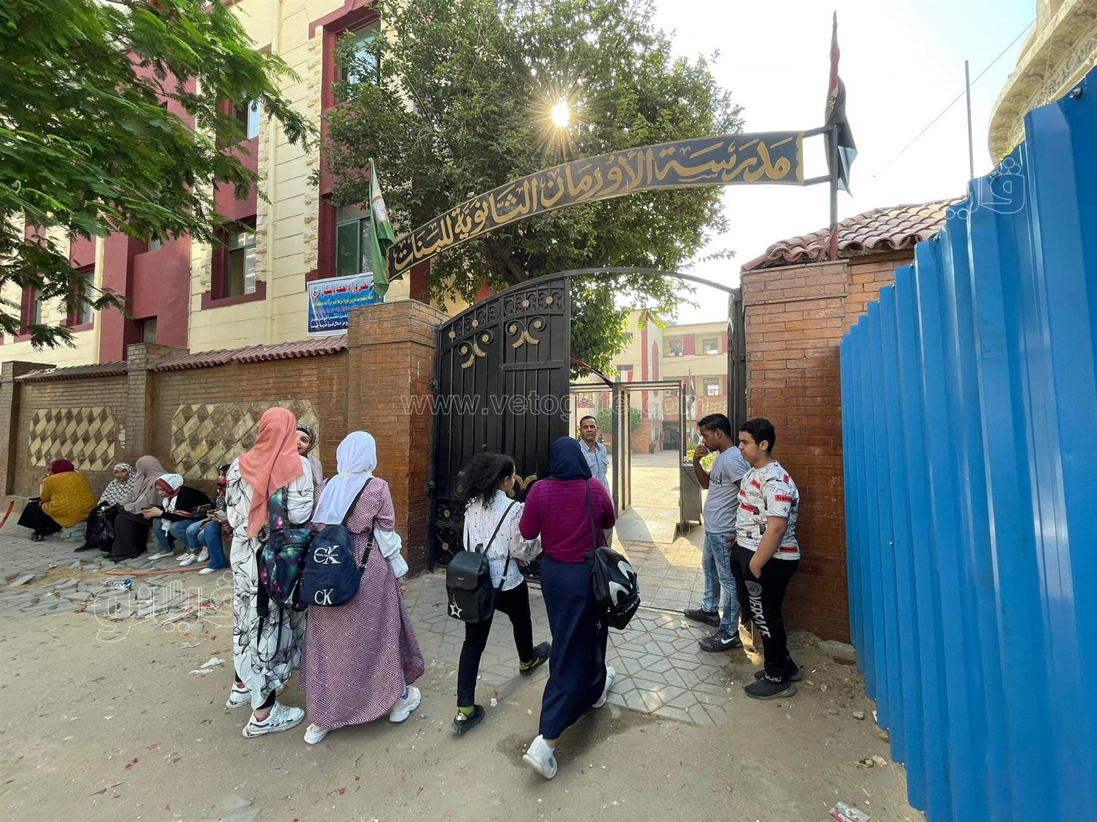 طلاب ثانية ثانوي (9)