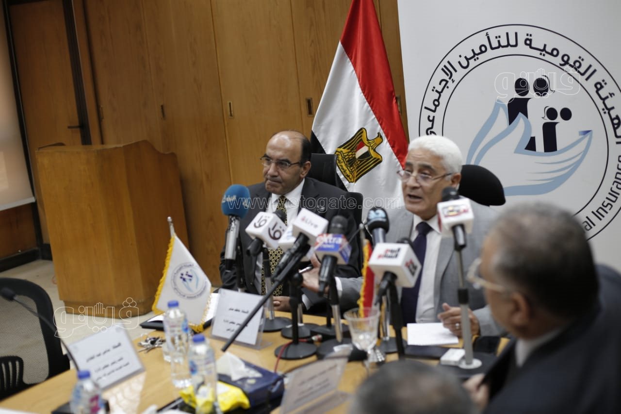 البنك الزراعي مستعدون لاستقبال أصحاب المعاشات لتغيير البطاقة القديمة واستلام الجديدة (4)