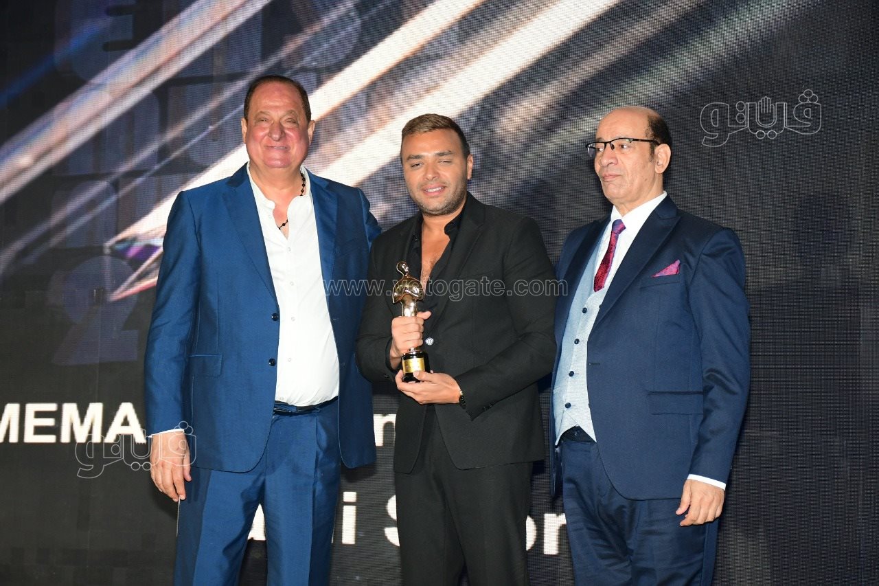 تكريم نجوم الفن وصناع المزيكا بمهرجان الميما (50)