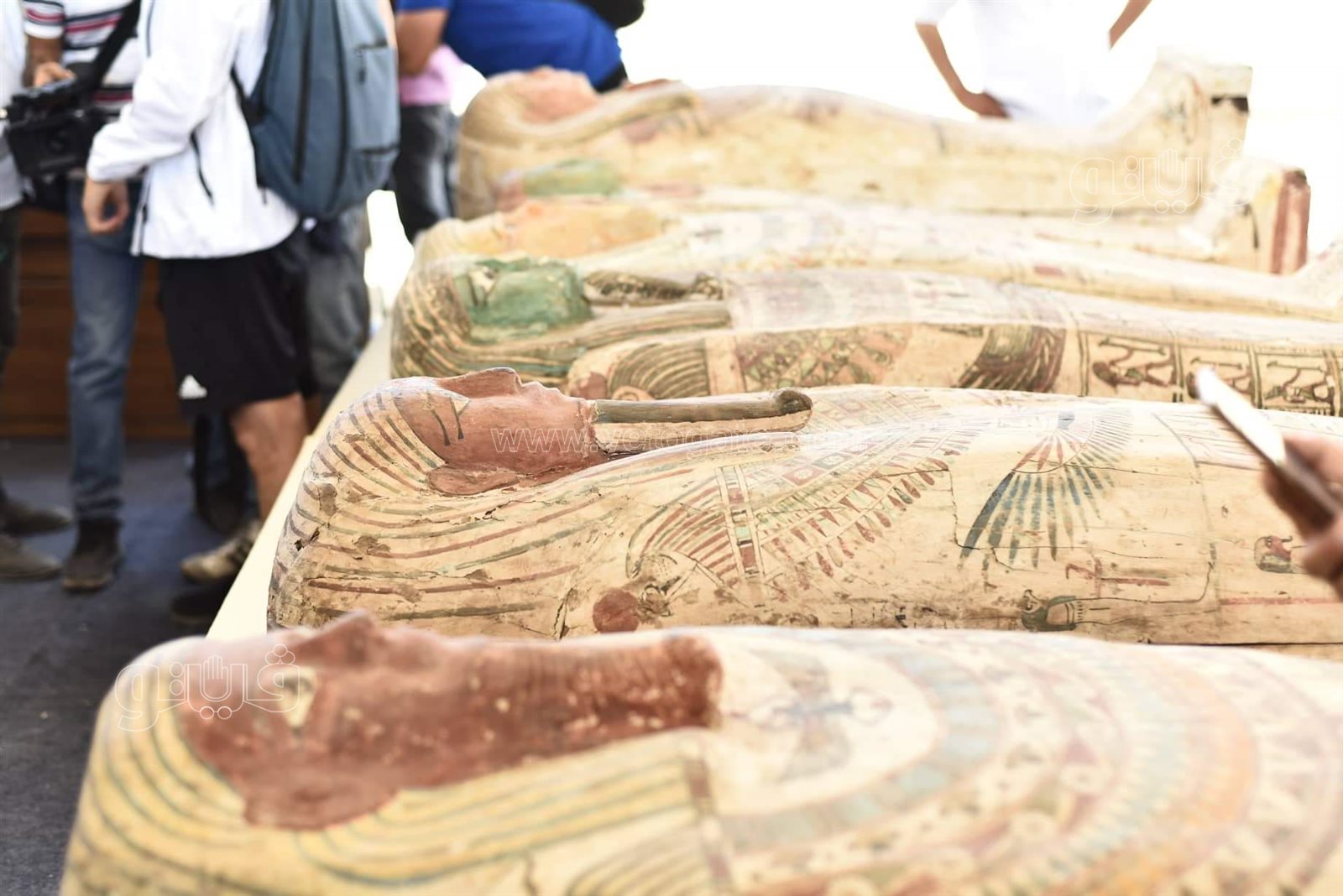 خبيئة تماثيل برونزية بسقارة (1)