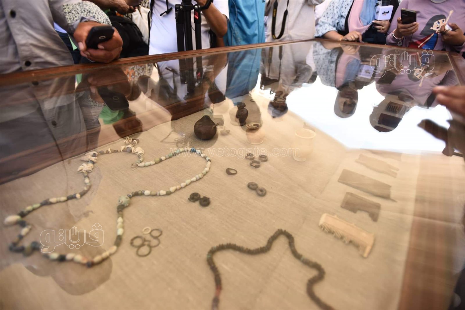 خبيئة تماثيل برونزية بسقارة (10)