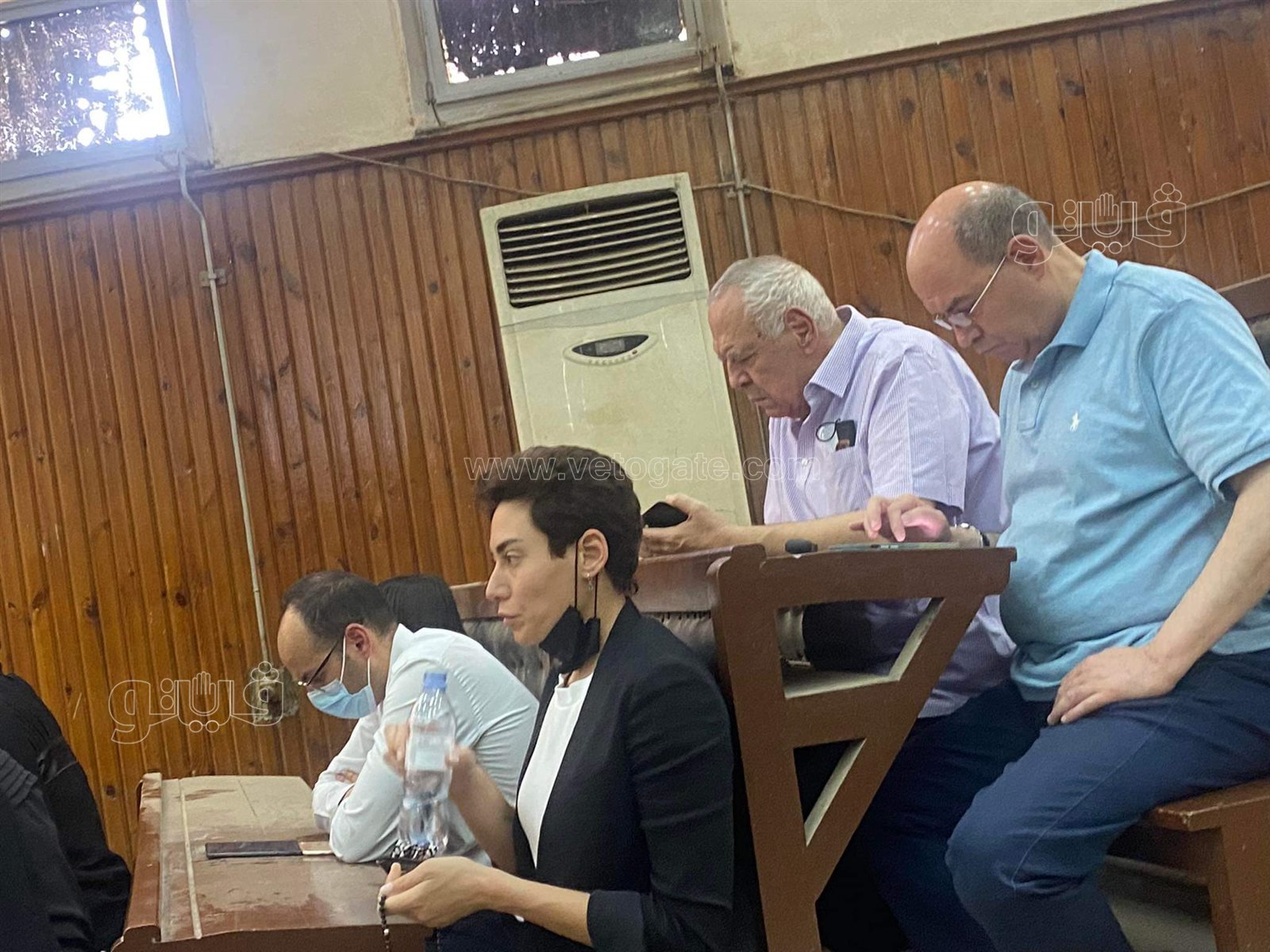 شقيقة كريم الهواري (2)