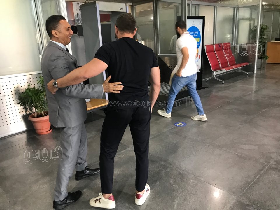 بعثة المنتخب تصل مطار القاهرة استعدادا للسفر إلى مالاوي (13)