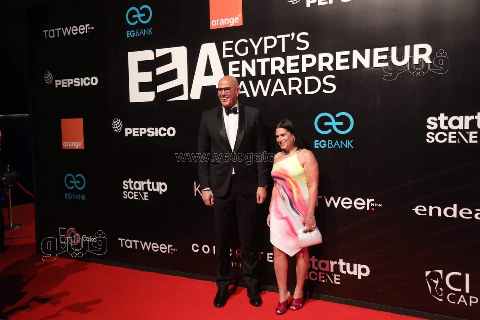 نجيب وسميح ساويرس والمشاط  في حفل إعلان جوائز ريادة الأعمال EEA (10)