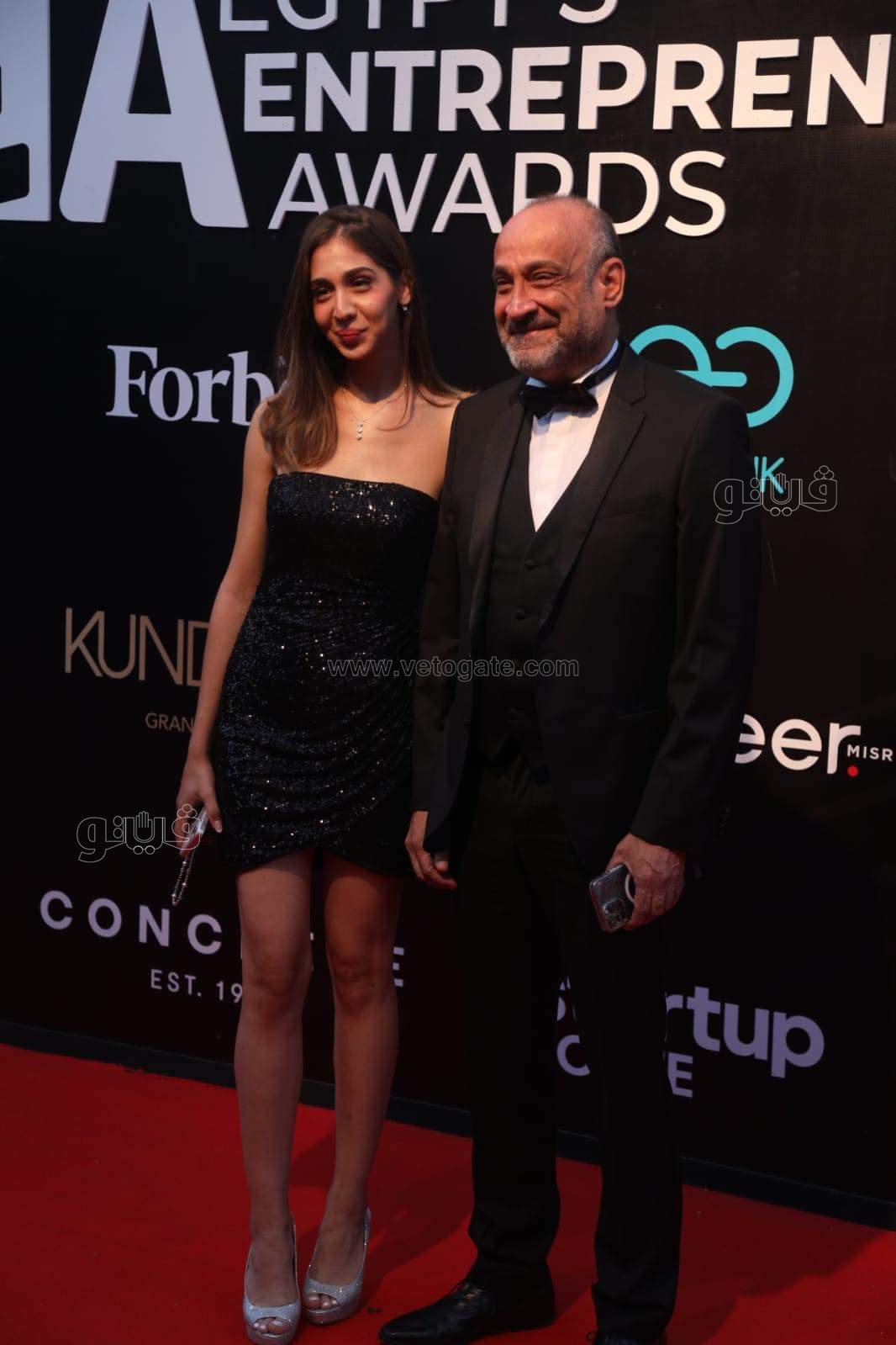 نجيب وسميح ساويرس والمشاط  في حفل إعلان جوائز ريادة الأعمال EEA (18)