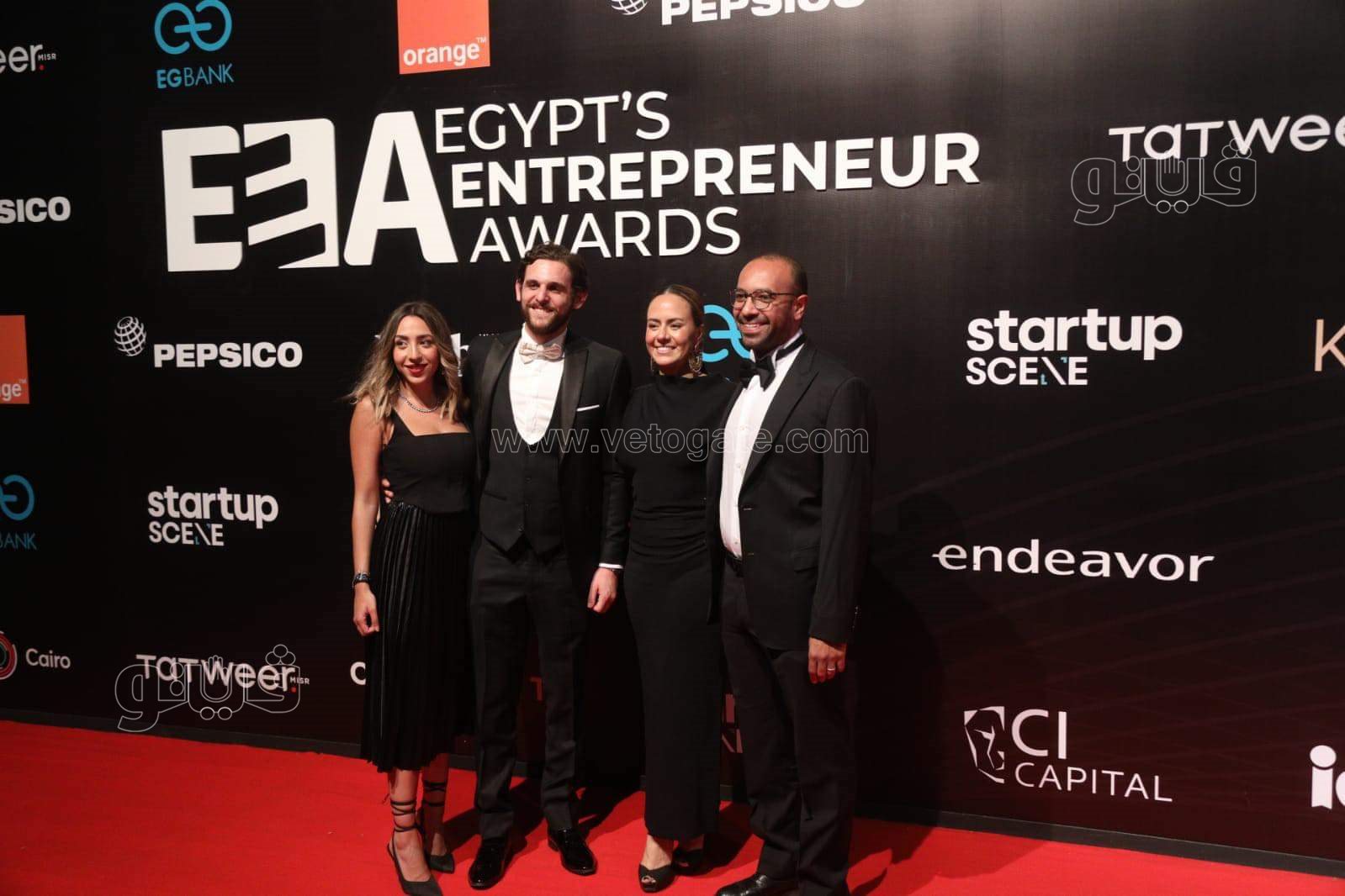 نجيب وسميح ساويرس والمشاط في حفل إعلان جوائز ريادة الأعمال EEA (23)