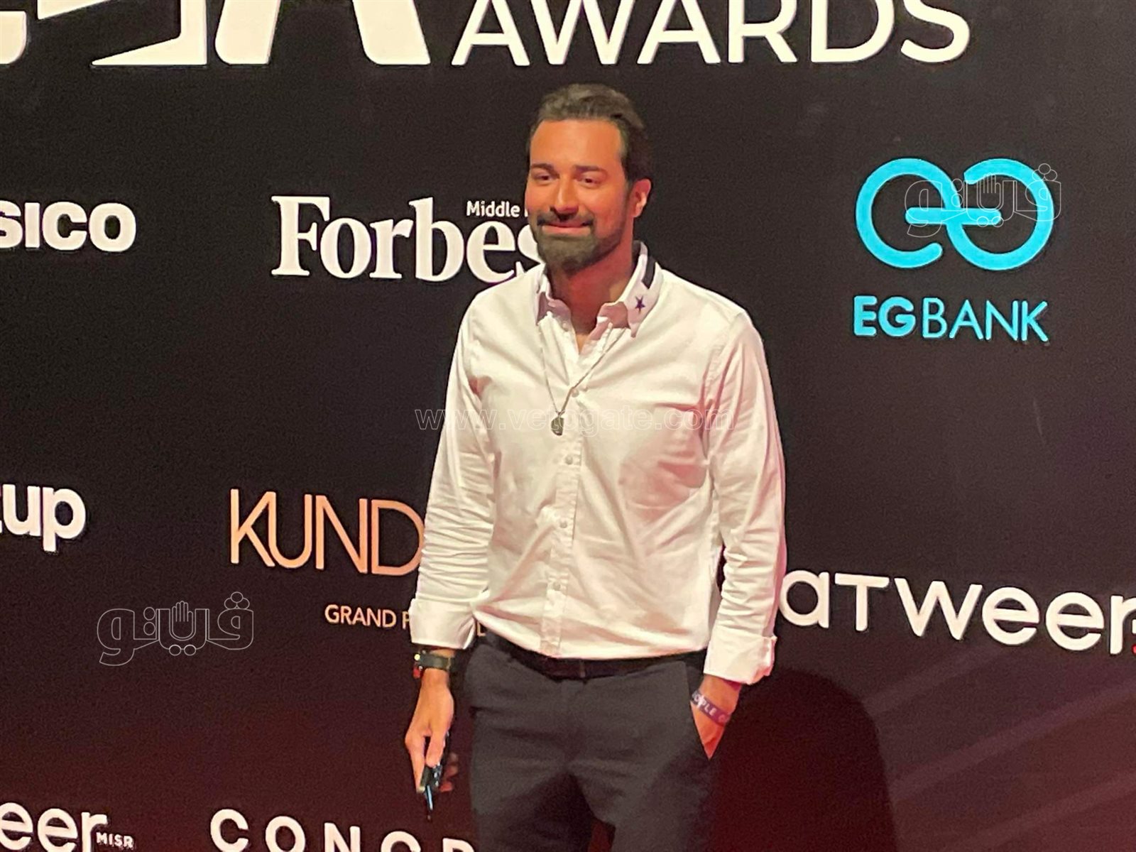 نجيب وسميح ساويرس والمشاط في حفل إعلان جوائز ريادة الأعمال EEA (24)