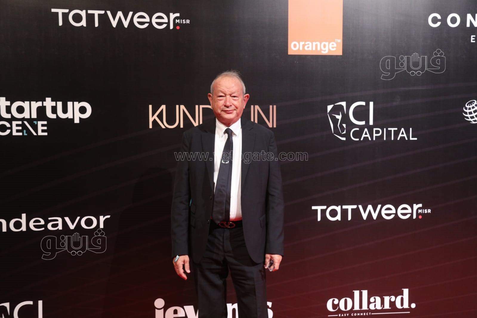 نجيب وسميح ساويرس والمشاط  في حفل إعلان جوائز ريادة الأعمال EEA (26)