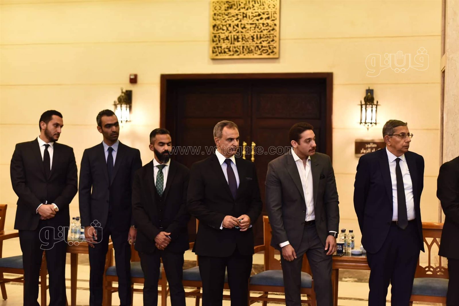 وزير الاتصالات ومحافظ الجيزة ووزيرة التخطيط يشاركون فى عزاء في وزير الصناعة الأسبق (8)