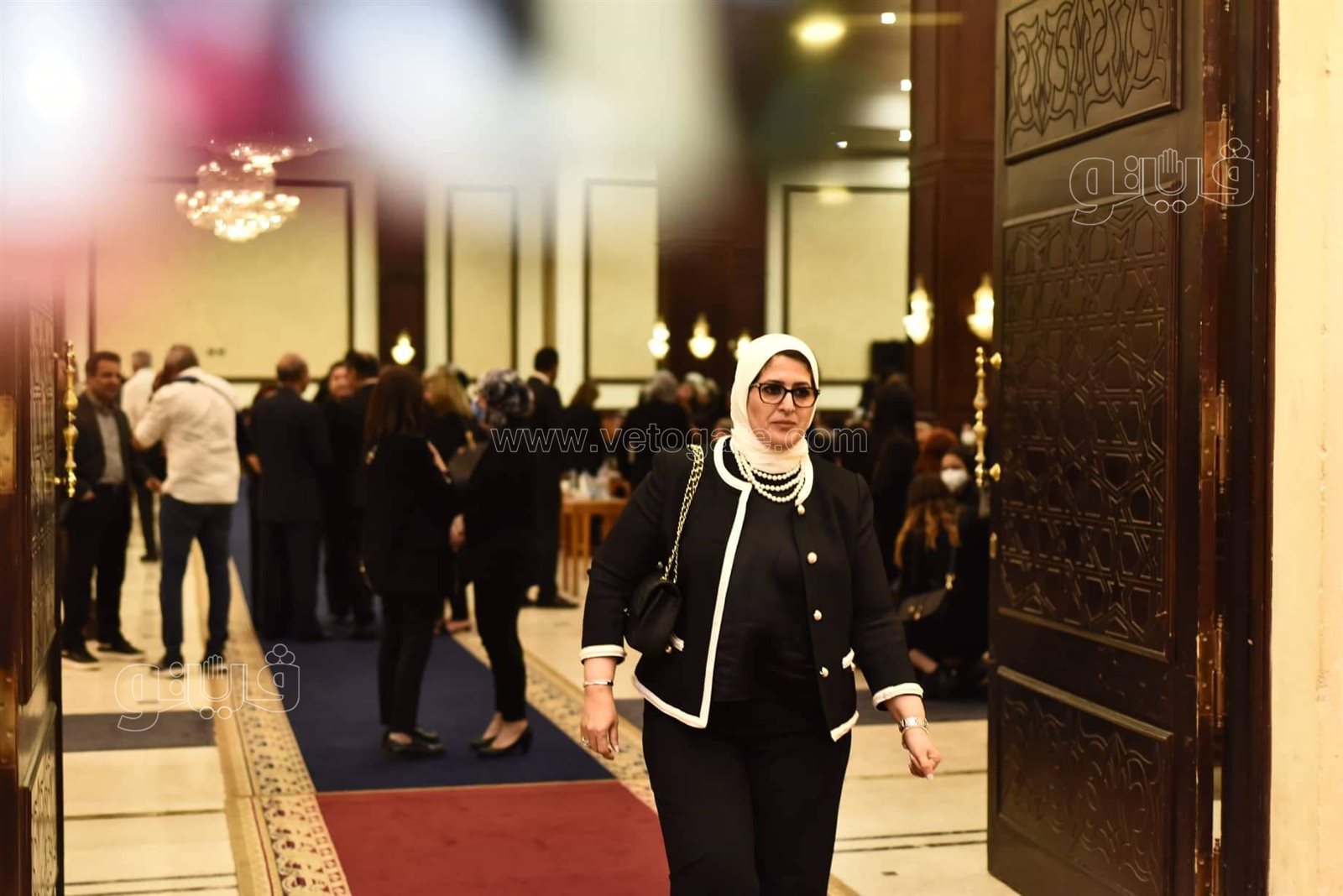 هالة زايد بدون حراسة في عزاء وزير الصناعة والتجارة الأسبق (11)