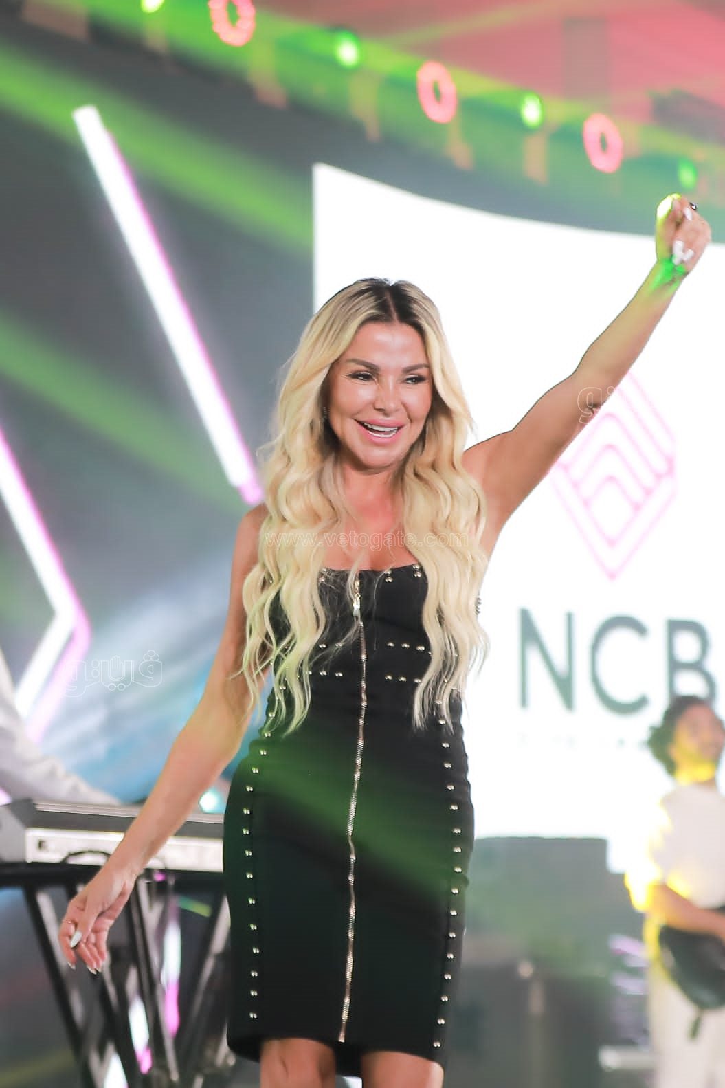 راغب علامة يشعل احتفالية صيفية بالقاهرة الجديدة بحضور نجوم الفن والإعلام (23)