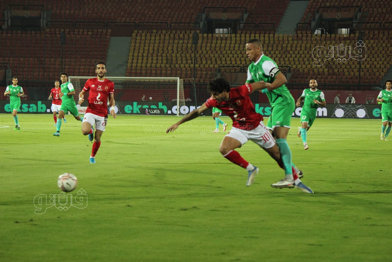 مباراة الأهلي وايسترن كومباني (2)