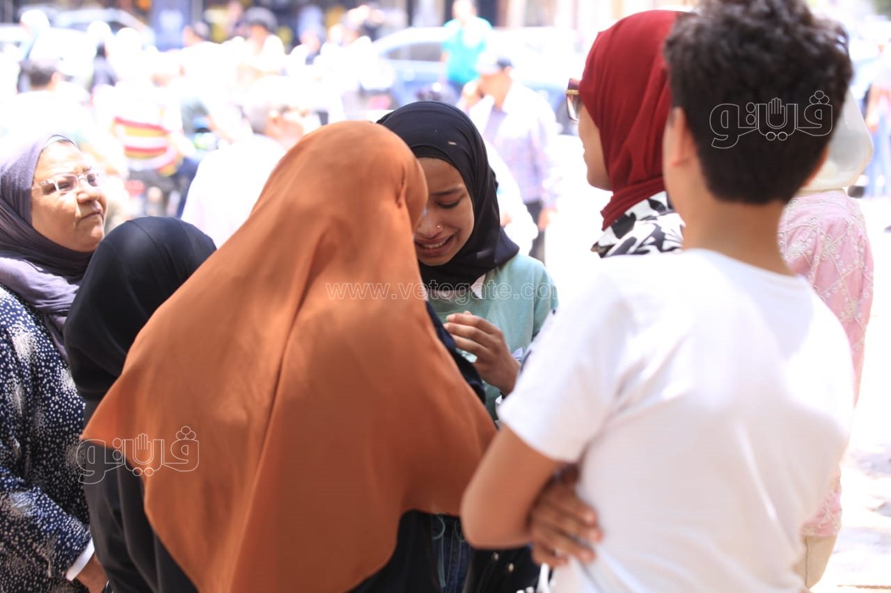  معرفناش نحل.. انهيار طالبات الثانوية العامة بسبب صعوبة الاقتصاد والإحصاء (3)