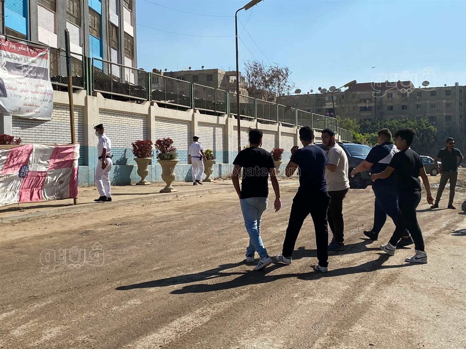 طلاب الثانوية العامة امتحان العربي سهل لكن محتاج وقت أطول (3)