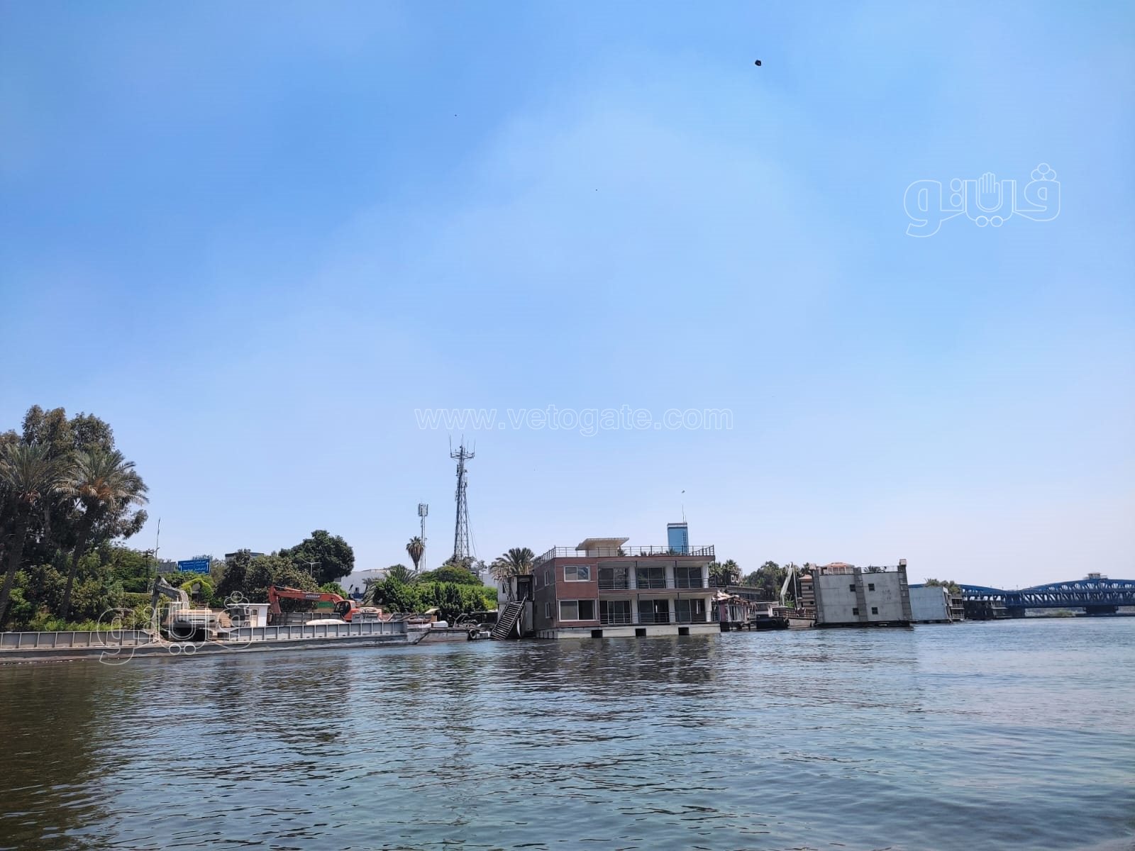 ازالة اكثر من 15 عائمة على نيل القاهرة (5)