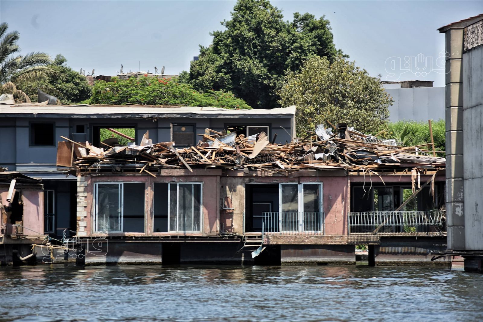 ازالة اكثر من 15 عائمة على نيل القاهرة (24)