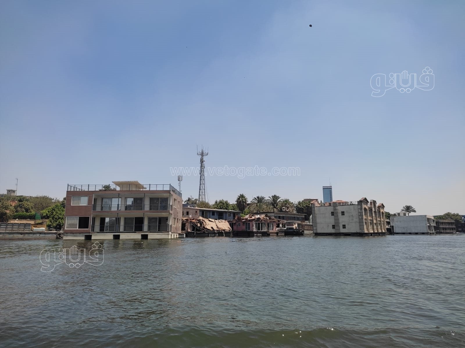 ازالة اكثر من 15 عائمة على نيل القاهرة (33)