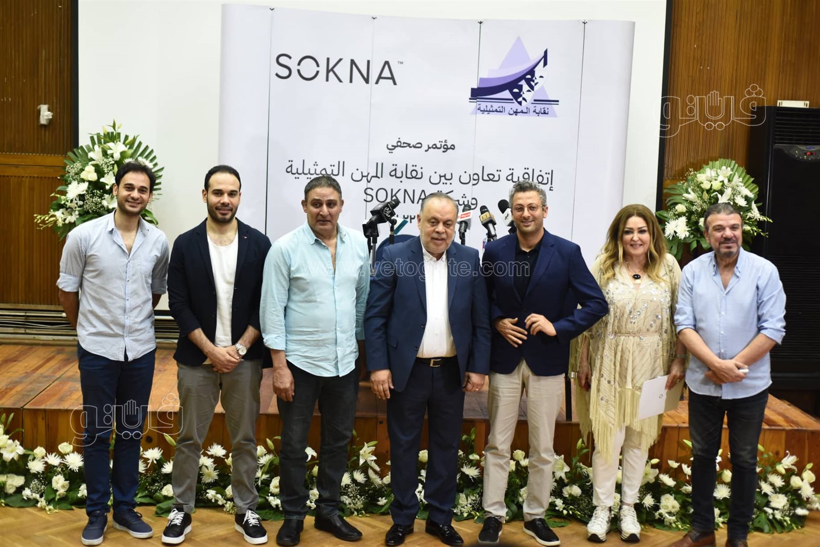 أشرف زكي الفنانين والصحفيين عانوا من المندسين في الجنازات ممن ينتهكون حرمة الموت (3)