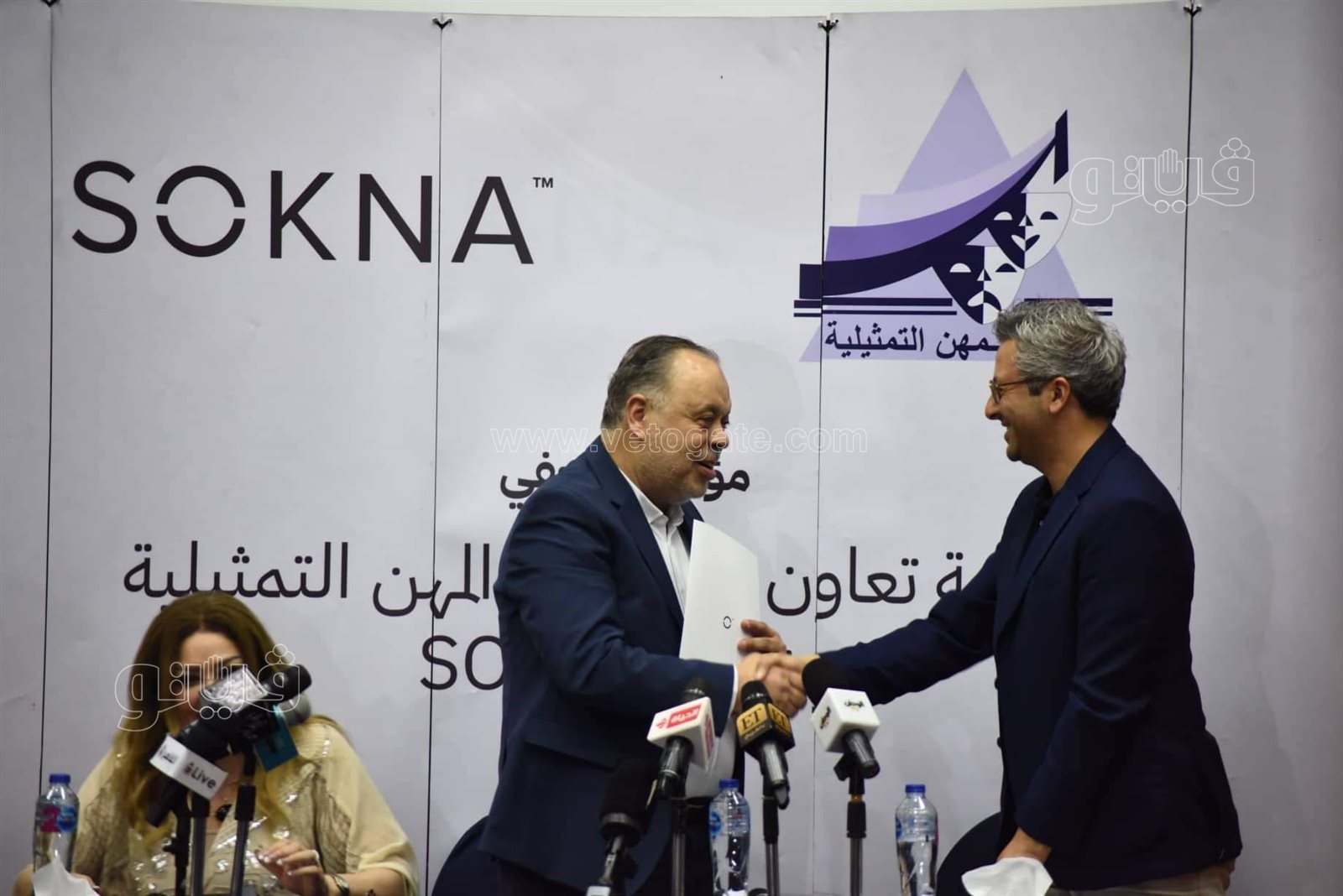 أشرف زكي الفنانين والصحفيين عانوا من المندسين في الجنازات ممن ينتهكون حرمة الموت (7)