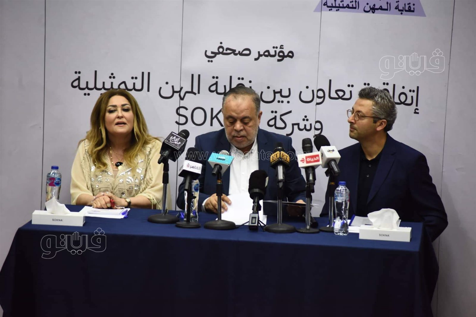 أشرف زكي الفنانين والصحفيين عانوا من المندسين في الجنازات ممن ينتهكون حرمة الموت (23)