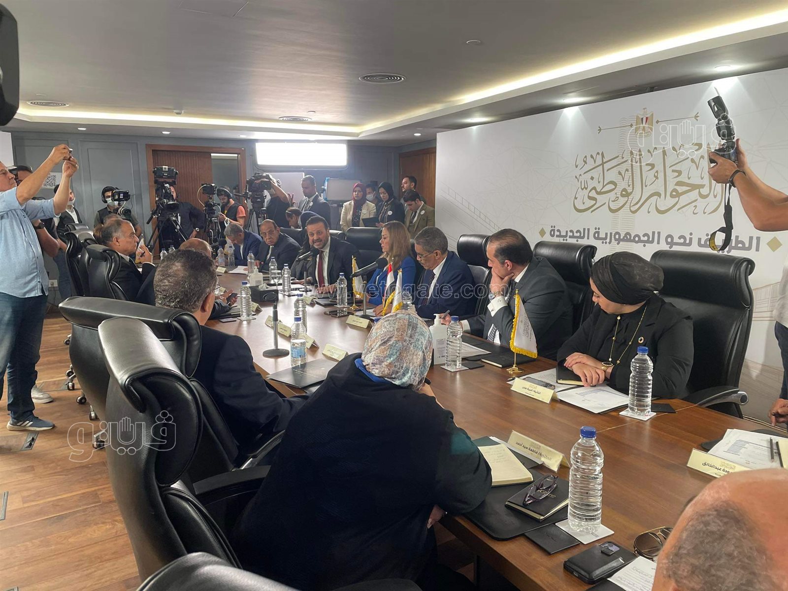 الحوار الوطنى (10)