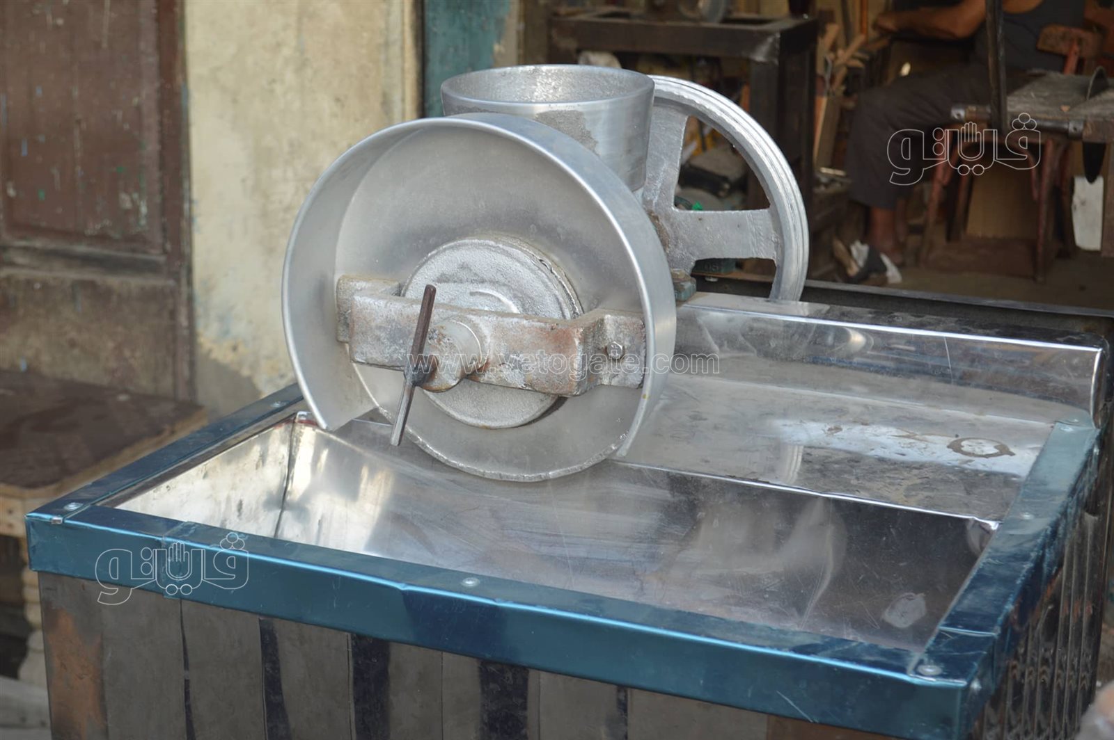 شوايات وأسياخ وفحم (7)