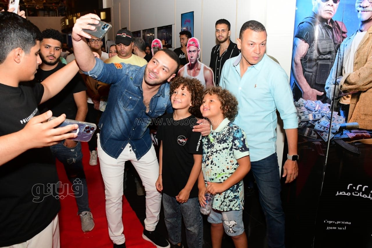 العرض الخاص لفيلم عمهم (40)