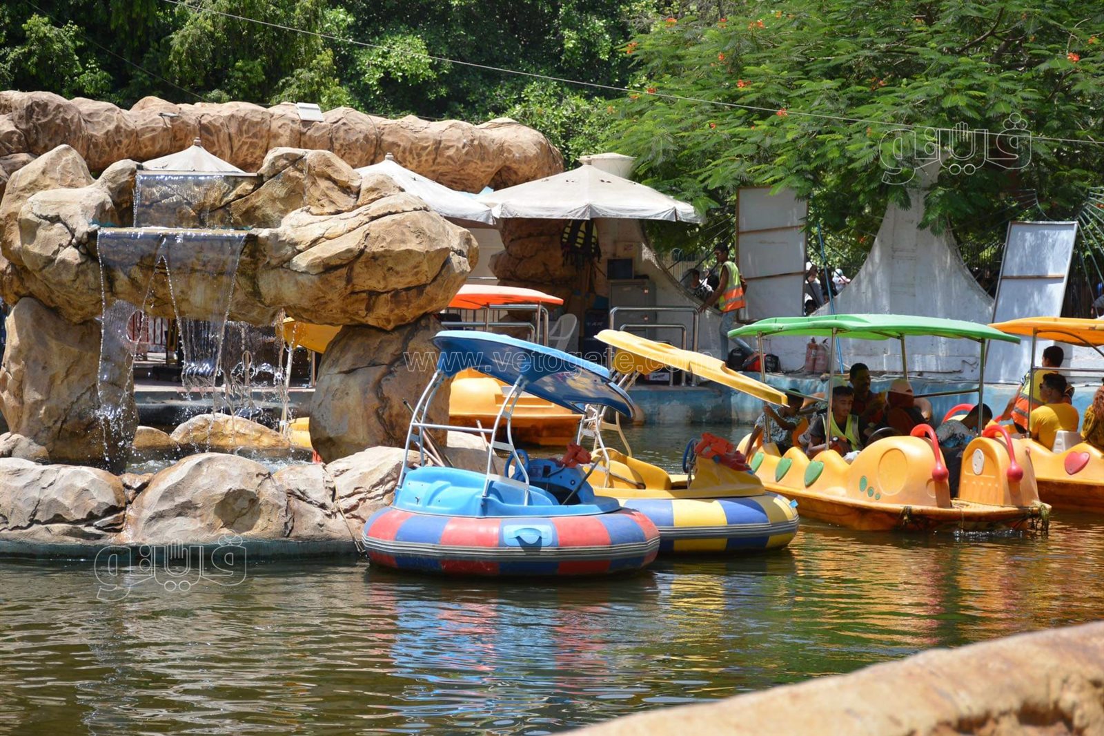 حديقة الحيوان (16)