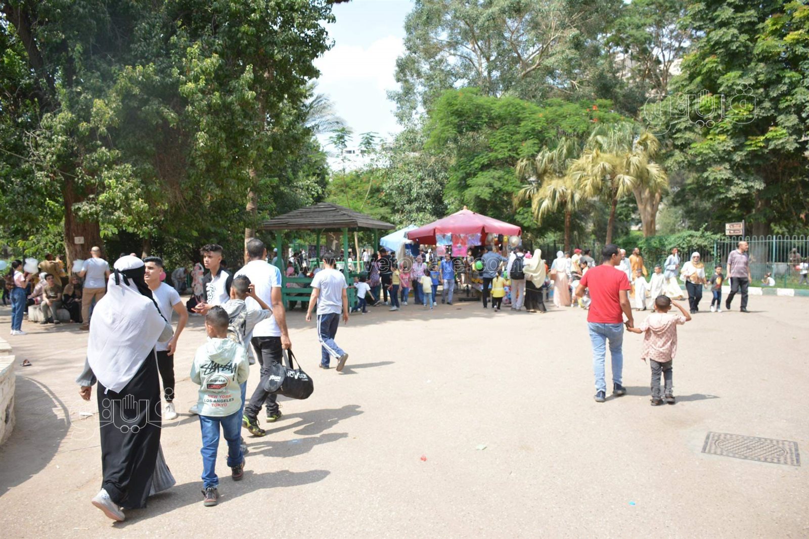 حديقة الحيوان (1)