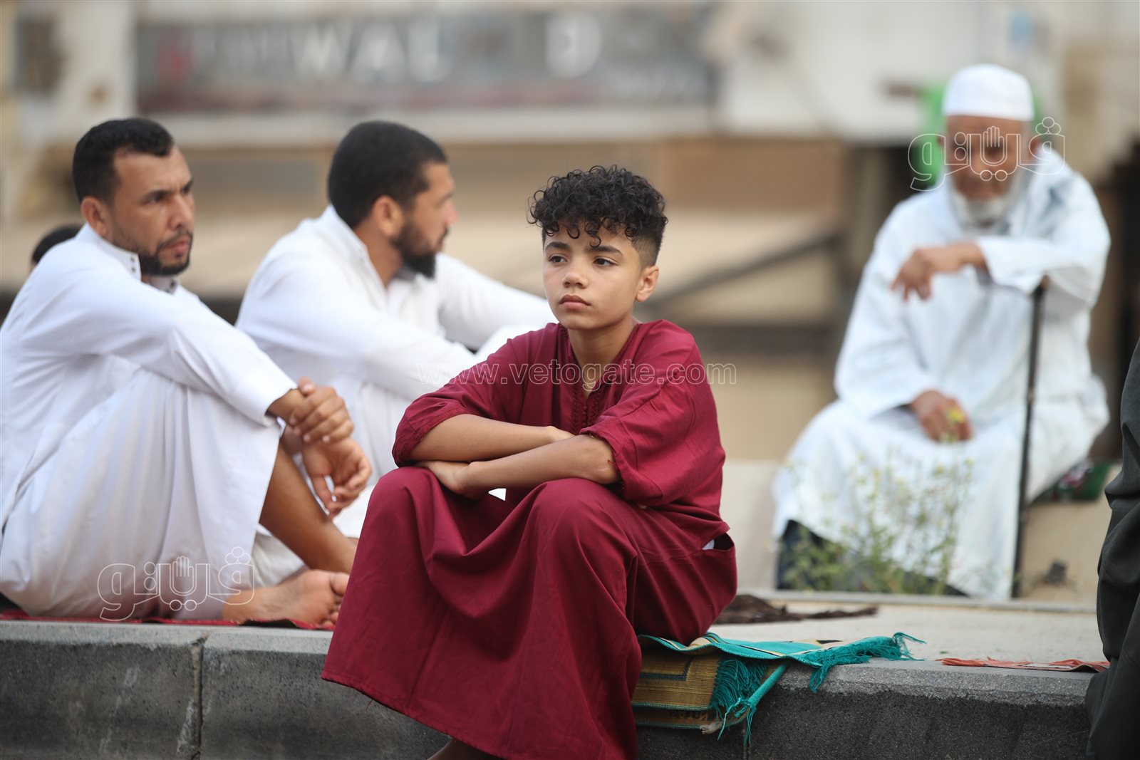  المغاربة يؤدون صلاة عيد الأضحى في ساحة مولاي رشيد (46)