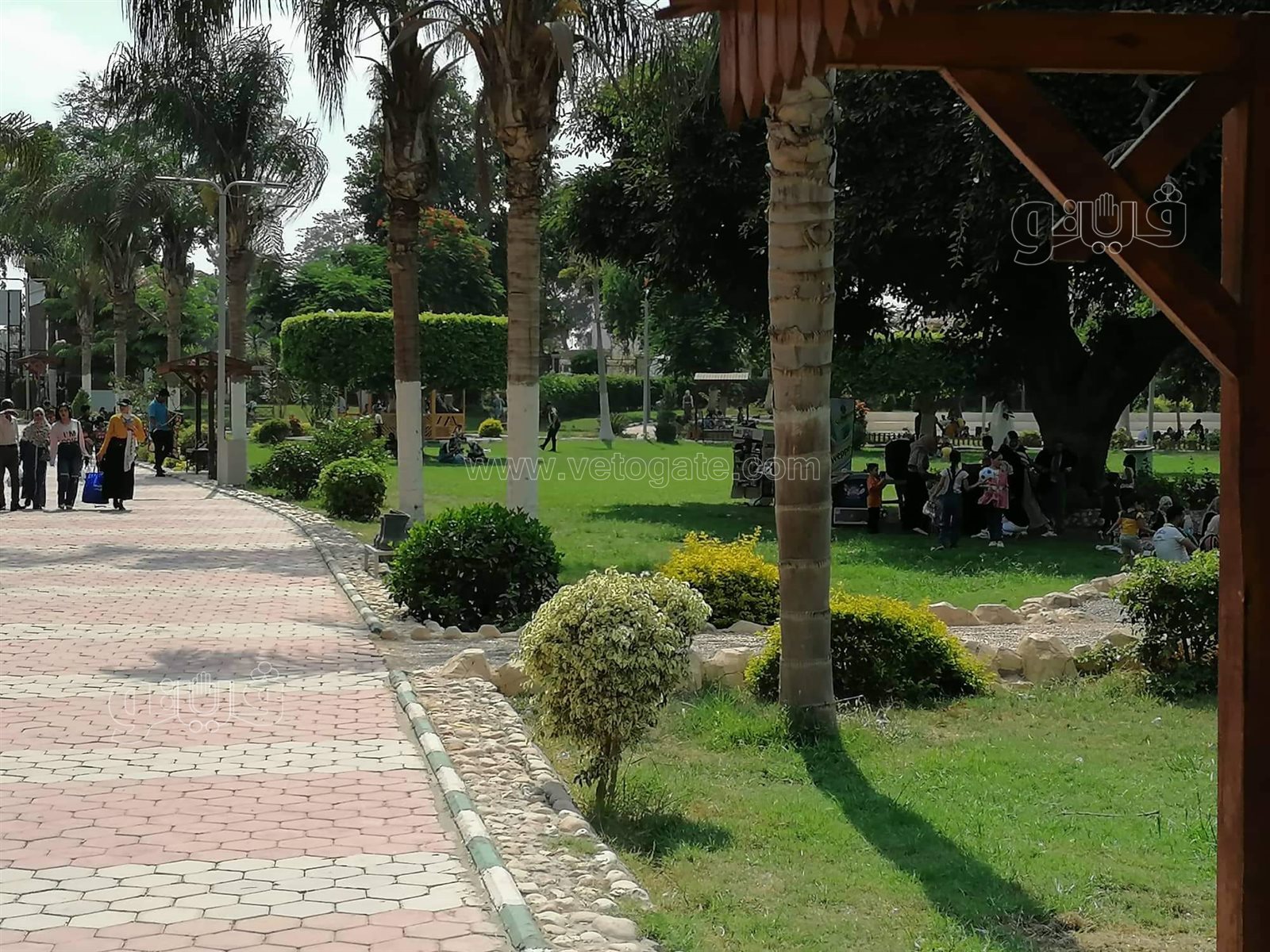 قعدة النيل والملاهي.. أبرز مظاهر احتفال زوار القناطر الخيرية بثالث أيام العيد (24)