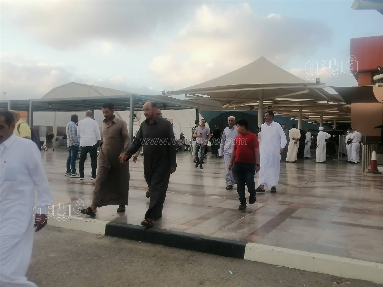 مطار القاهرة يستقبل أولى رحلات عودة حجاج بيت الله الحرام (16)