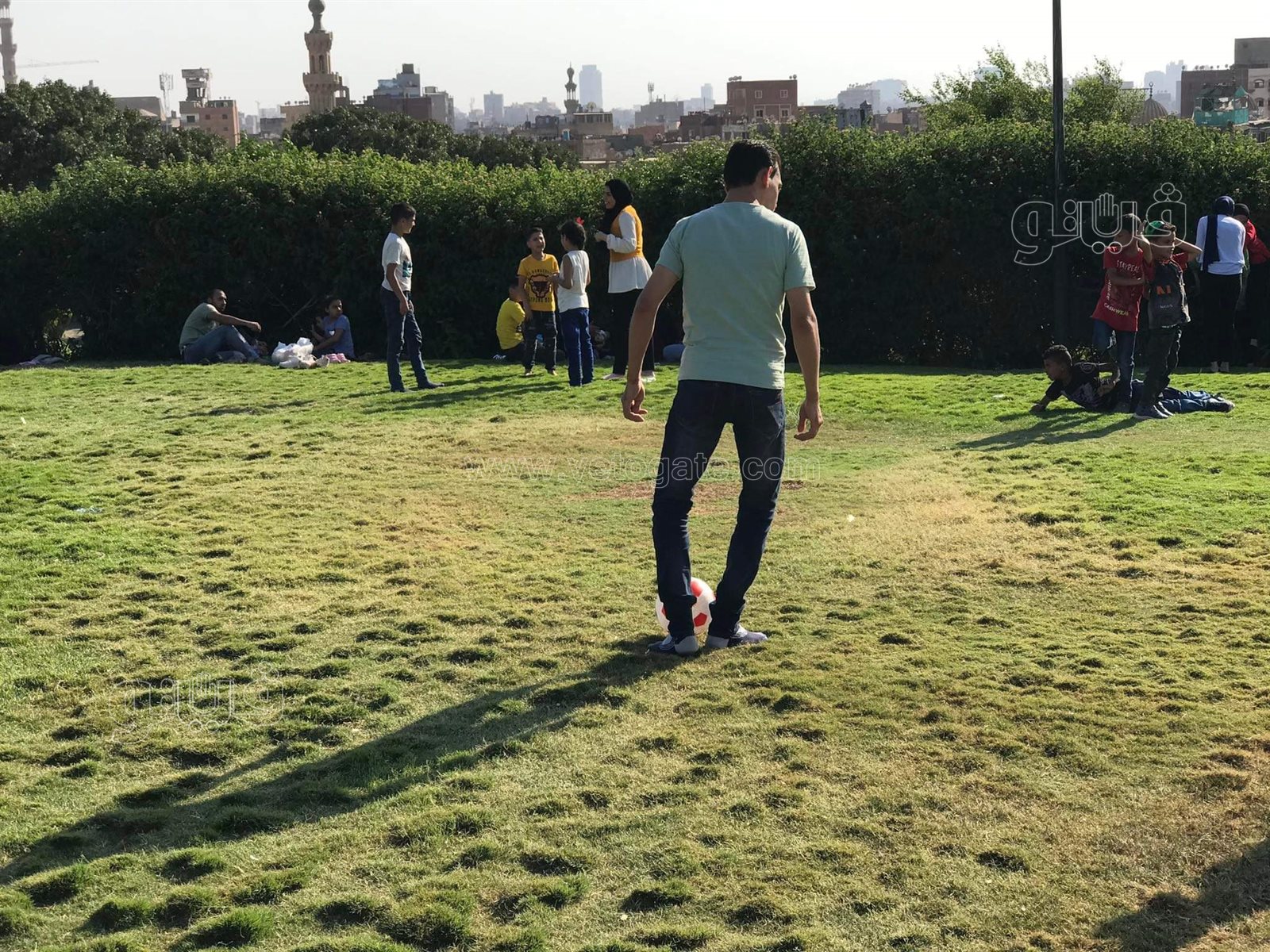 كرة القدم والباتيناج يسيطران على احتفالات إجازة العيد بحديقة الأزهر (1)