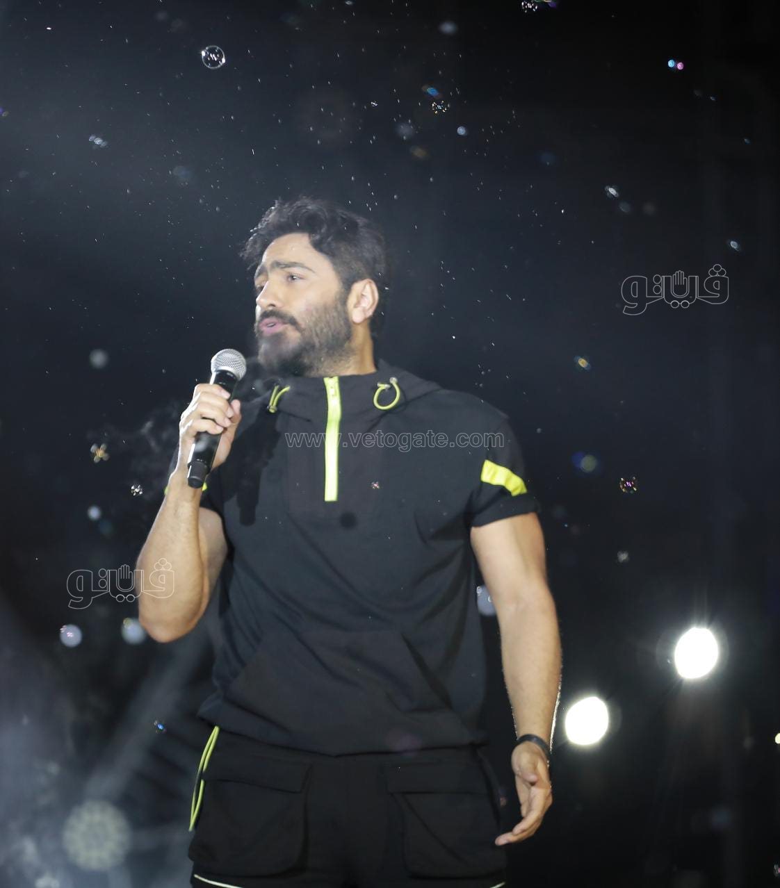  تامر حسني يتالق بحفل جماهيري في إطلاق عشأنجي (17)