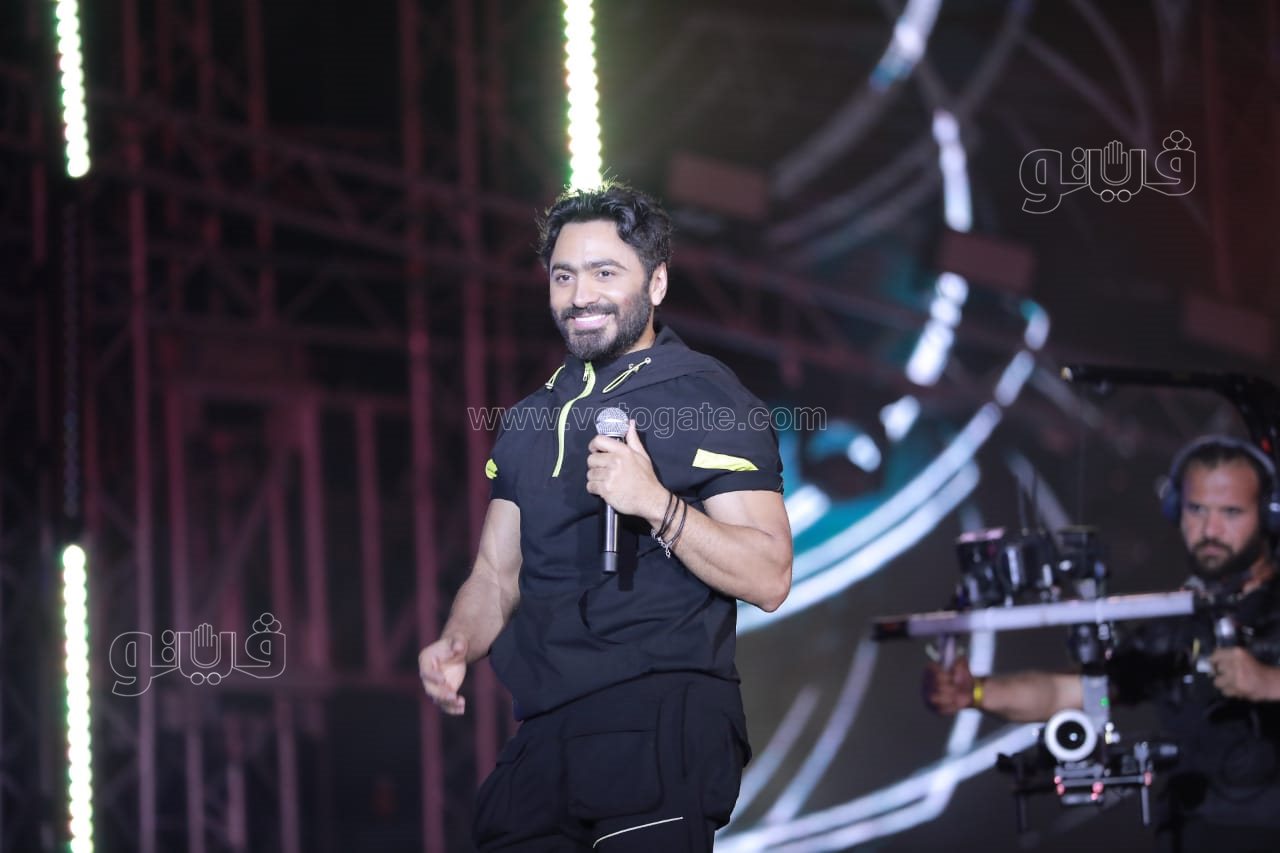  تامر حسني يتالق بحفل جماهيري في إطلاق عشأنجي (19)