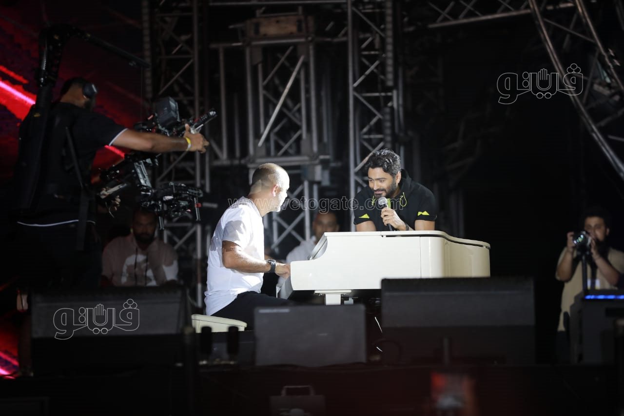  تامر حسني يتالق بحفل جماهيري في إطلاق عشأنجي (21)