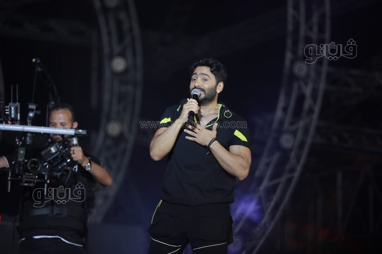  تامر حسني يتالق بحفل جماهيري في إطلاق عشأنجي (22)