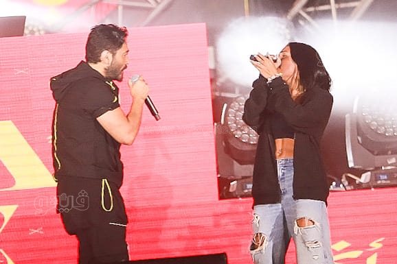  تامر حسني يتالق بحفل جماهيري في إطلاق عشأنجي (24)