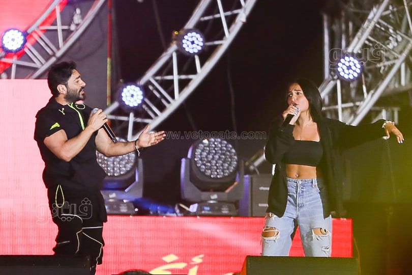  تامر حسني يتالق بحفل جماهيري في إطلاق عشأنجي (25)