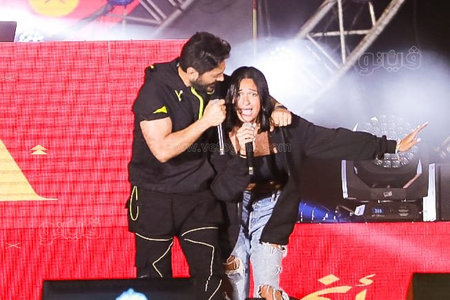  تامر حسني يتالق بحفل جماهيري في إطلاق عشأنجي (30)