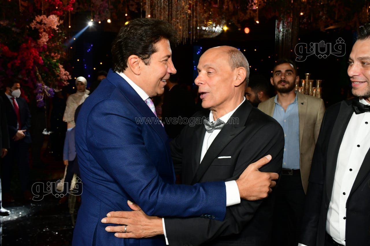 نجوم الفن والمشاهير في زفاف ابنة عصام إمام شقيق الزعيم (27)