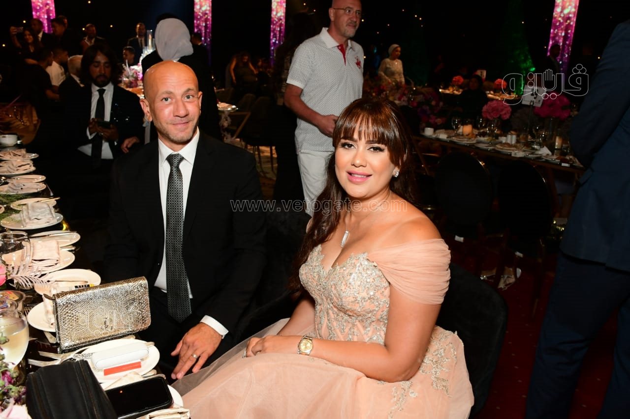 نجوم الفن والمشاهير في زفاف ابنة عصام إمام شقيق الزعيم (33)