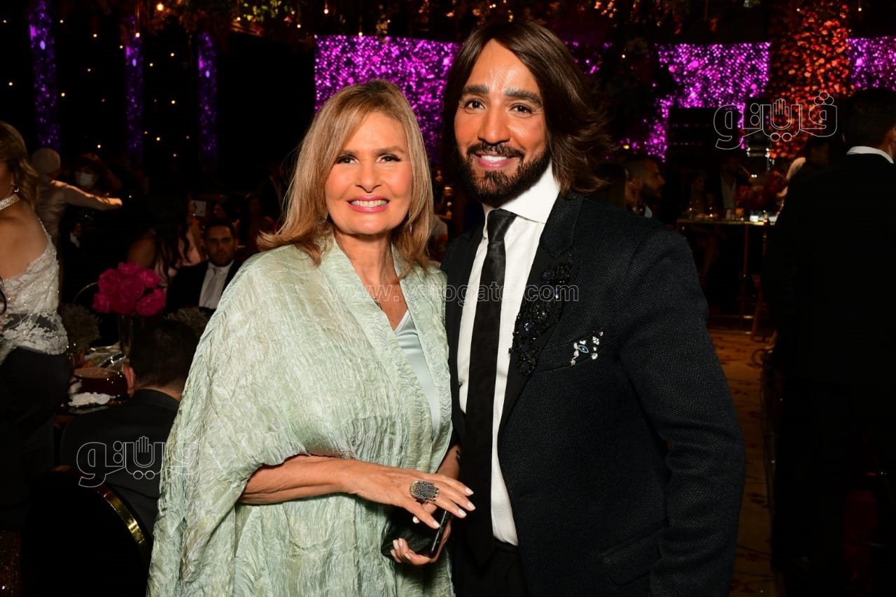 نجوم الفن والمشاهير في زفاف ابنة عصام إمام شقيق الزعيم (39)