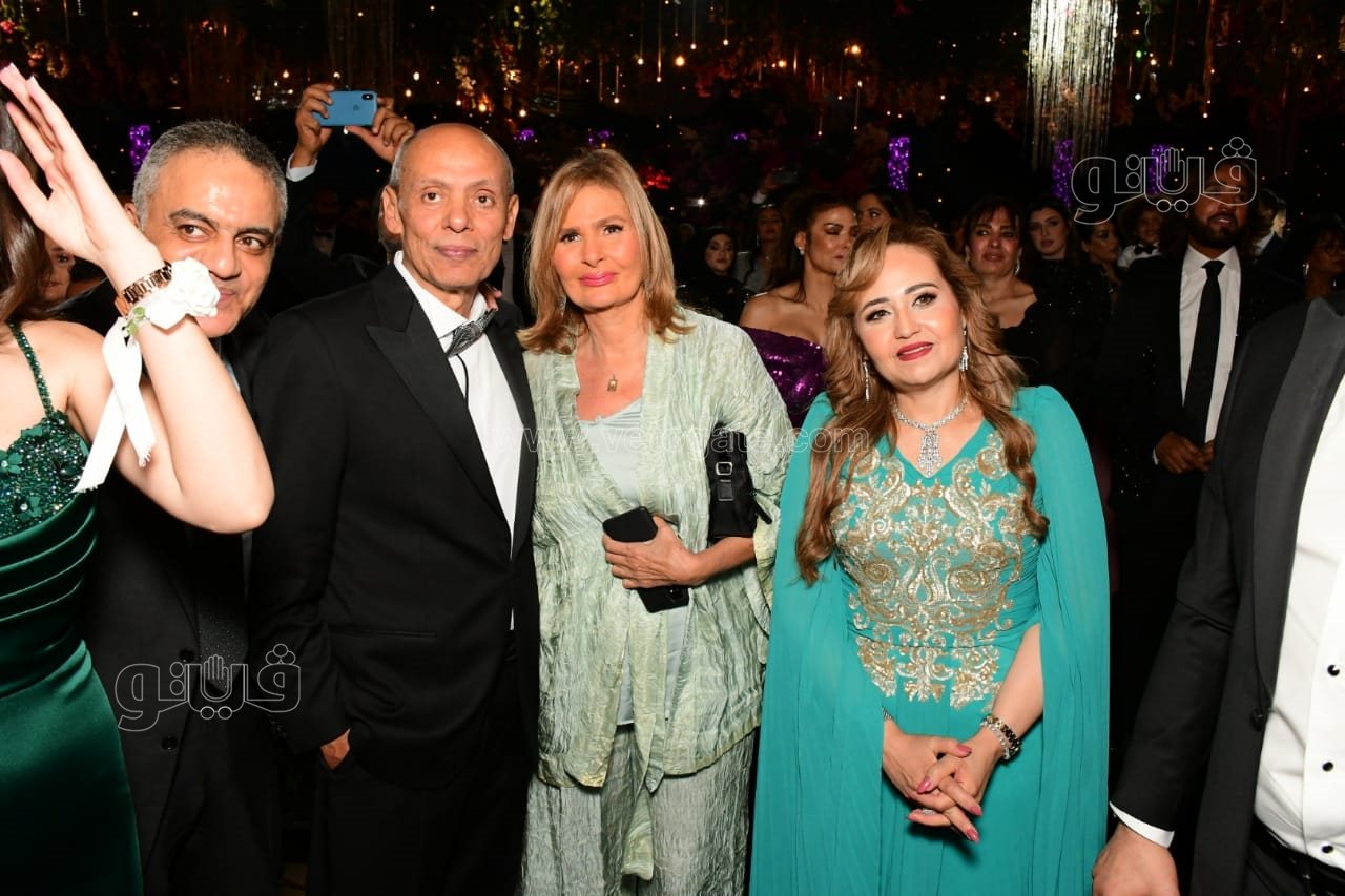 نجوم الفن والمشاهير في زفاف ابنة عصام إمام شقيق الزعيم (47)