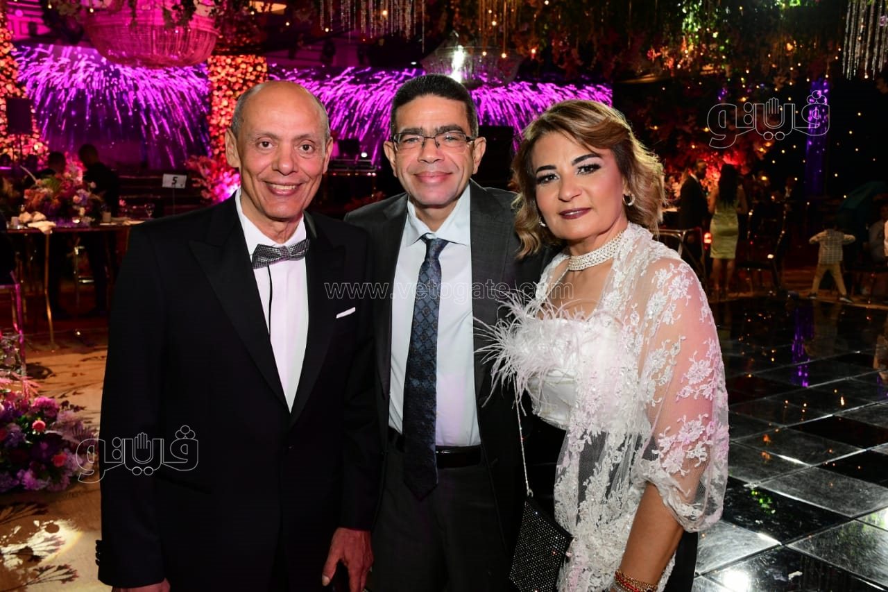 نجوم الفن والمشاهير في زفاف ابنة عصام إمام شقيق الزعيم (60)