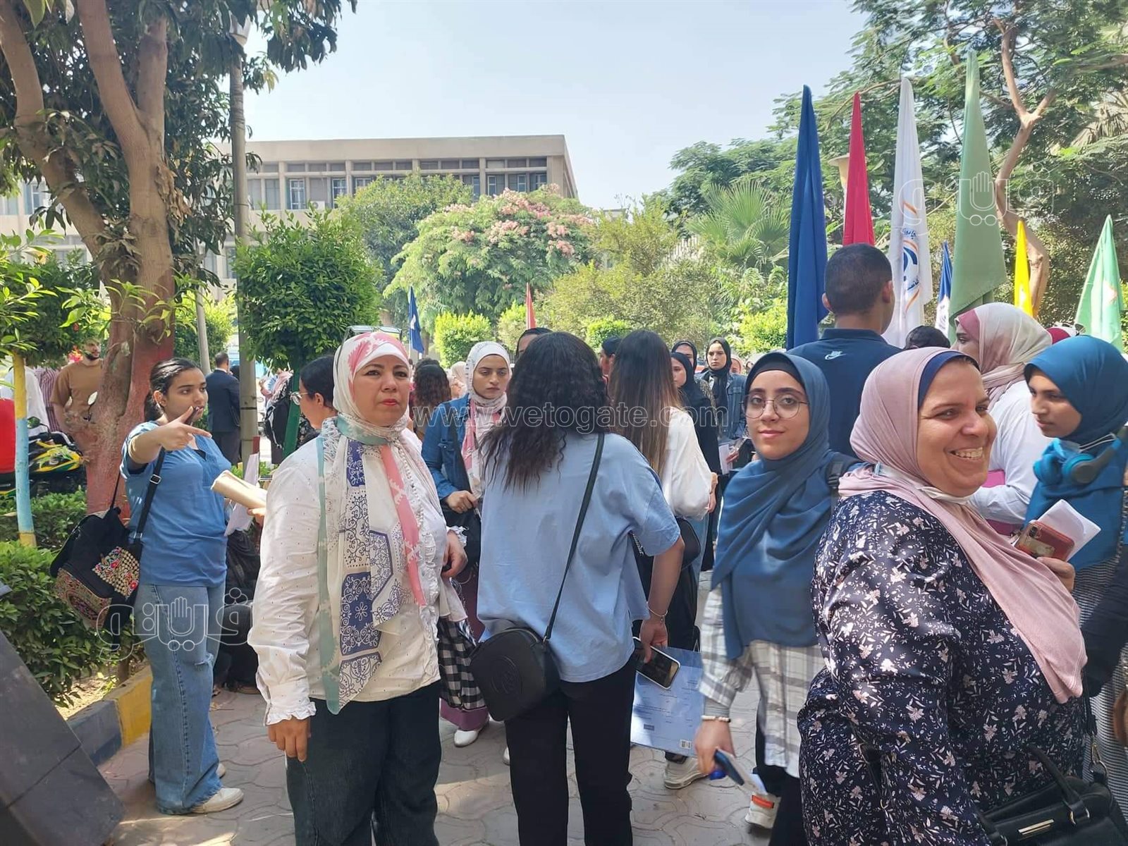 في أول يوم.. طلاب الثانوية يستعدون لامتحان القدرات بإعلام القاهرة (2)