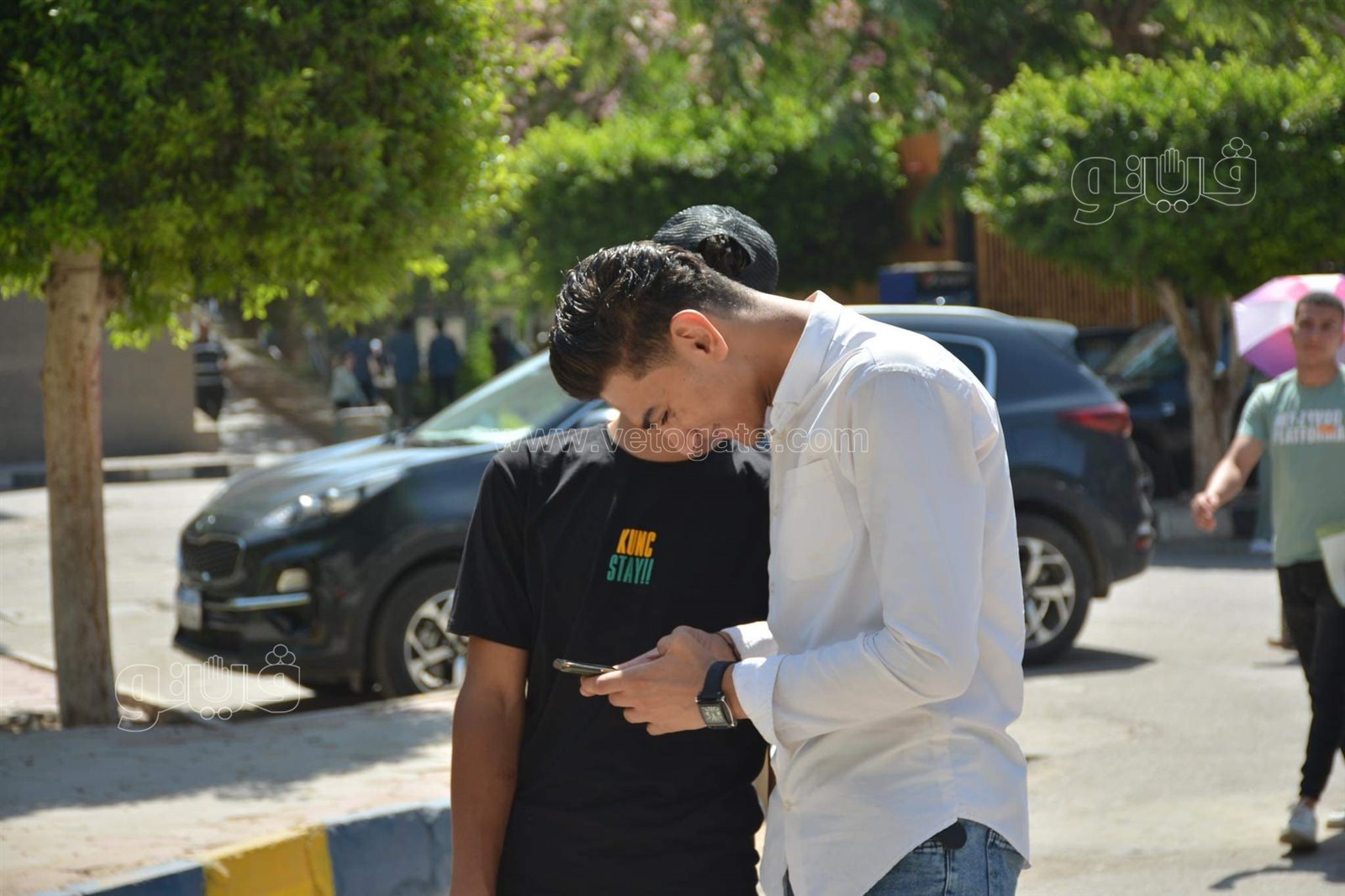 زحام طلاب الثانوية أمام كلية الإعلام بجامعة القاهرة لأداء امتحان القدرات (22)